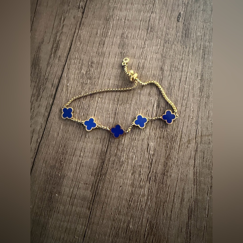 Elegant Gold and Blue Floral Bracelet